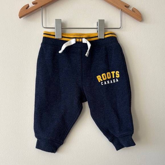 Roots Kids Navy Jogger Pants - Picture 1 of 2